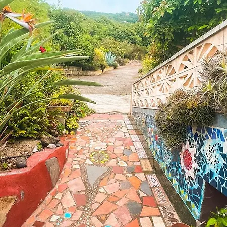 Holiday home Quaint Artist In Marvelous Nature - Alegrias *